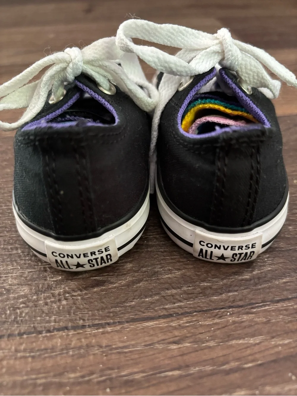 Converse classic low